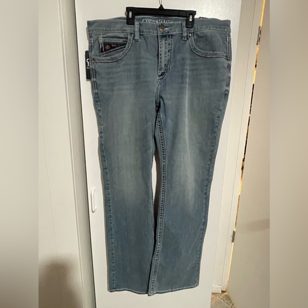 Corteiz Men’s Bootcut Jeans in Faded Blue